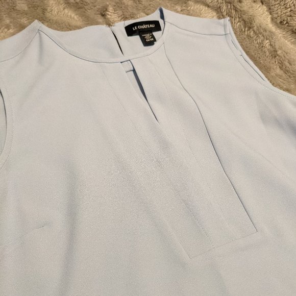 Le Chateau Sleeveless Blouse - Picture 3 of 4